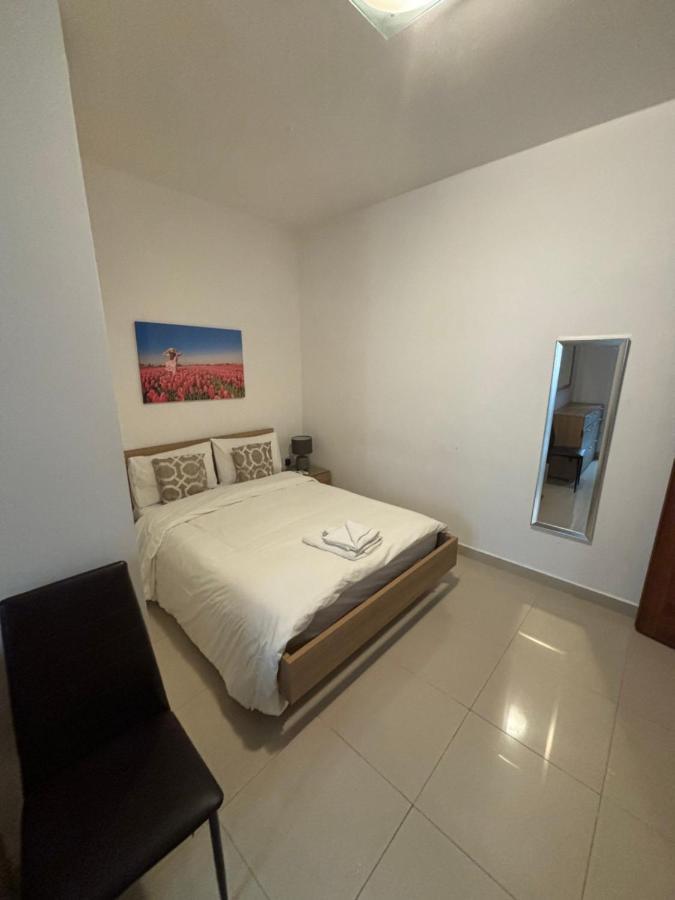 Belmonte Flat Apartment Sliema Bagian luar foto