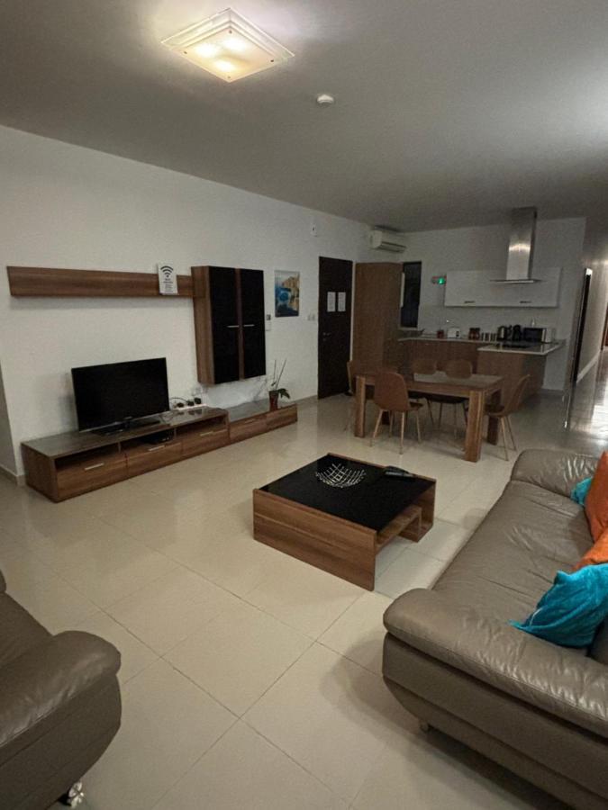 Belmonte Flat Apartment Sliema Bagian luar foto